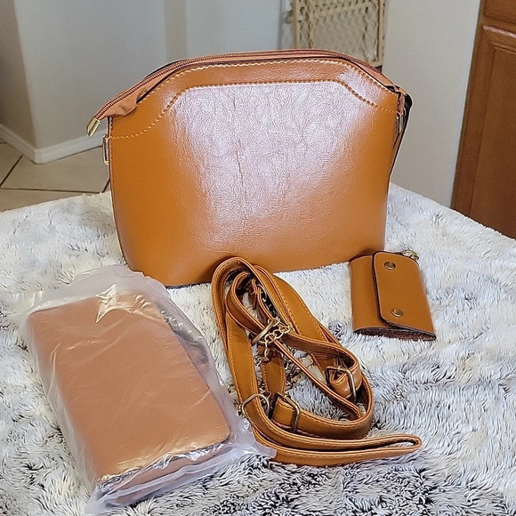 NWOT 4 piece set - Picture 1 of 5